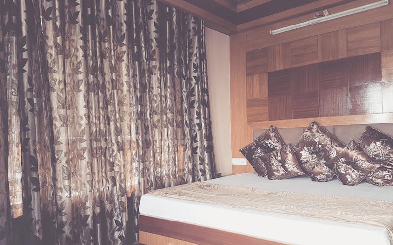 Hotel Rajdoot Simlá Kültér fotó